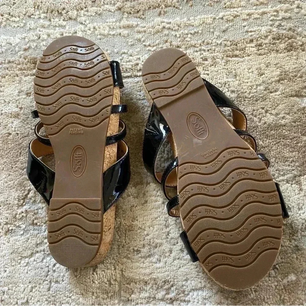 Sofft Patent Leather Cork Sole Flat Strappy Black Sandals Slides: 6.5